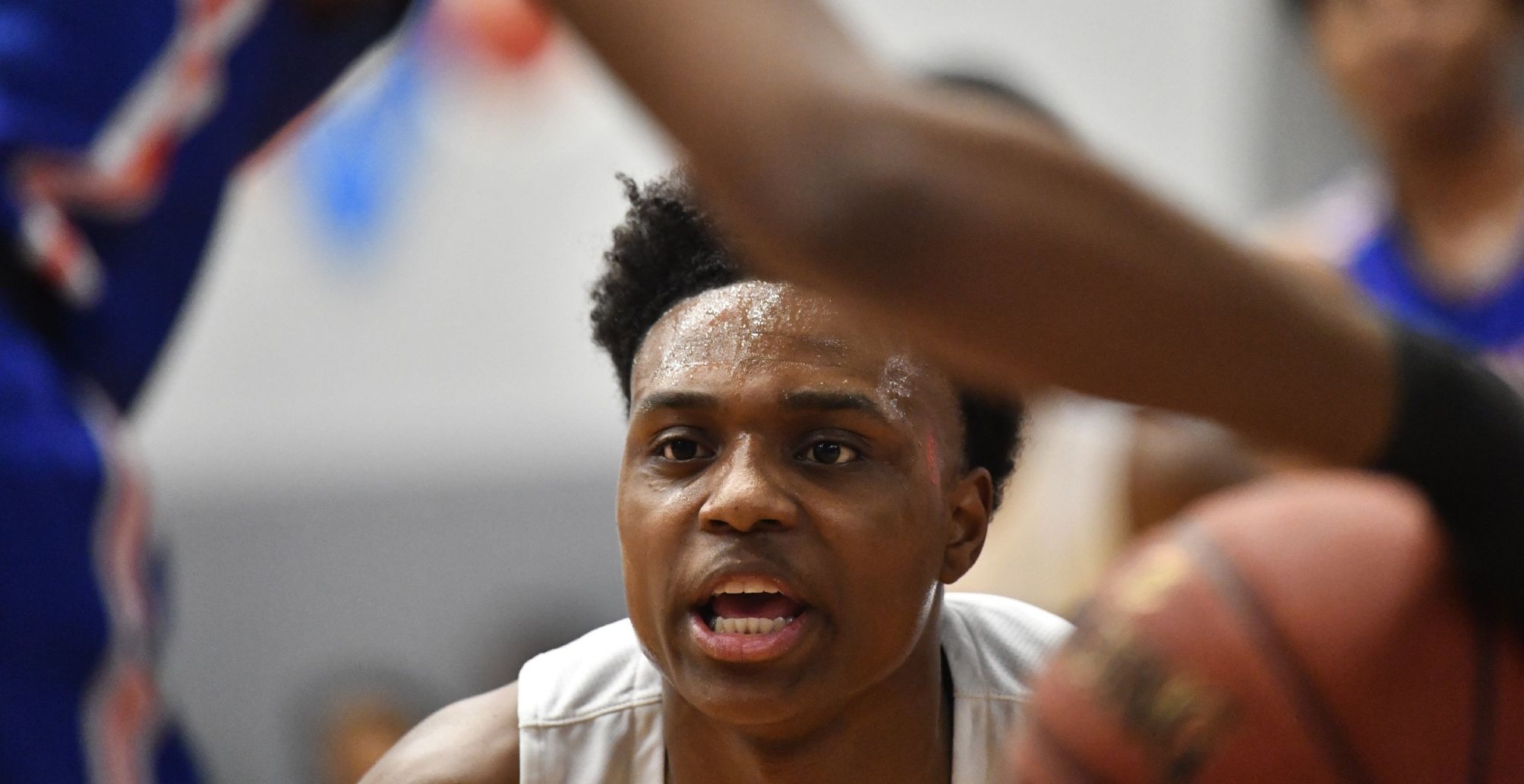 East St. Louis at Vashon boys basketball